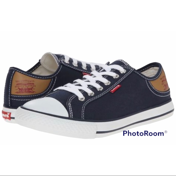 Levis Canvas Tennis Shoes 
